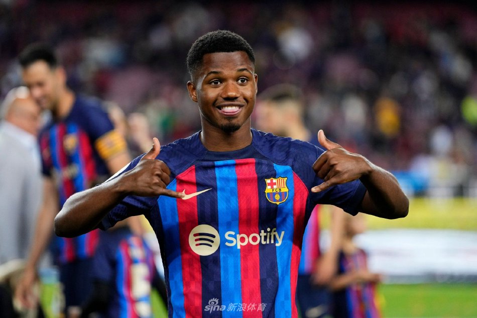 尽管在第一 尽管在第一